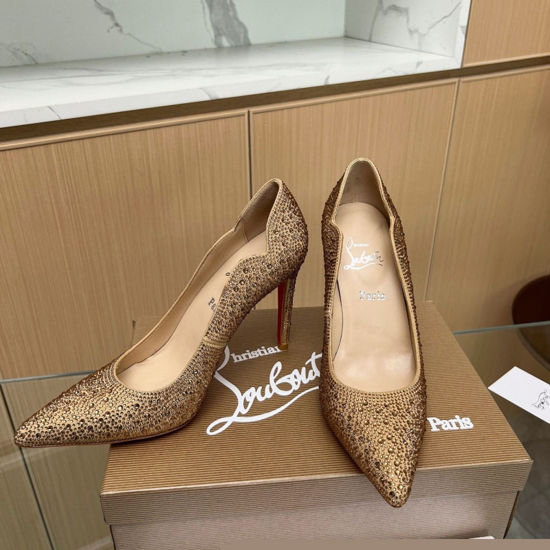 Ch**an louboutin high heels